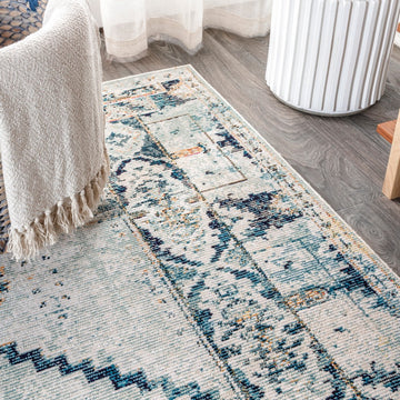 Osuna Diamond Vintage Medallion Area Rug